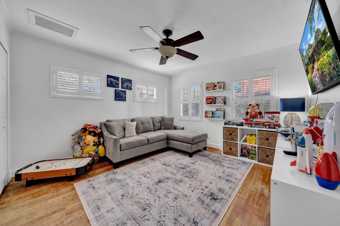 4307 W KENSINGTON AVE, TAMPA, FL, 33629