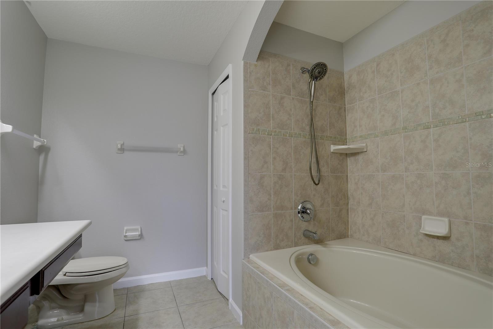 16461 CEDAR CREST DR, ORLANDO, FL, 32828