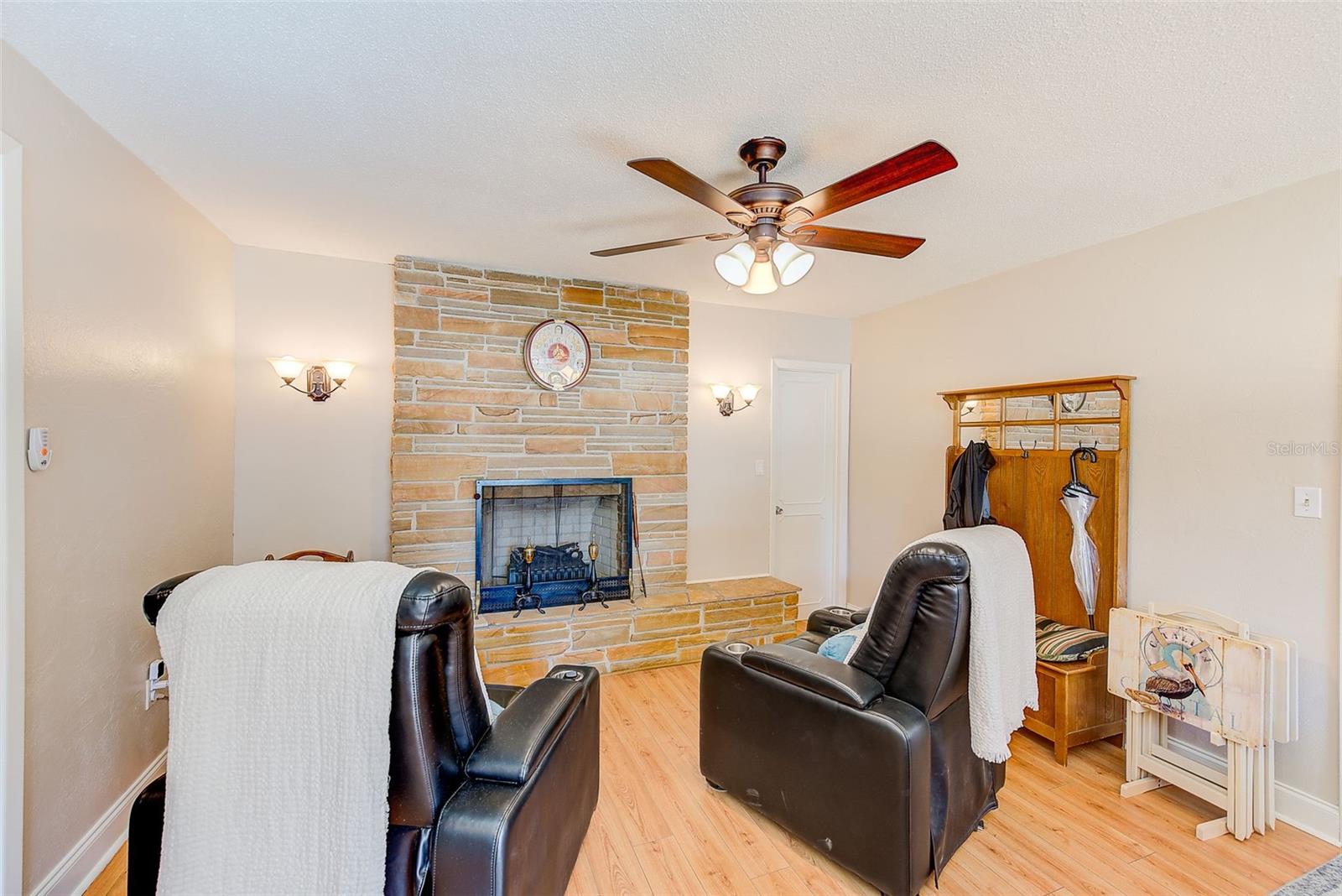 7701 57TH ST N, PINELLAS PARK, FL, 33781