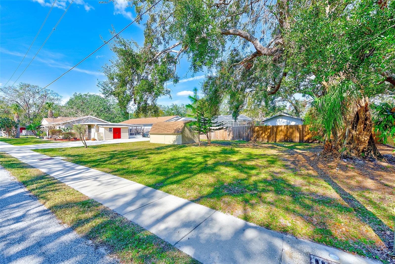 7701 57TH ST N, PINELLAS PARK, FL, 33781