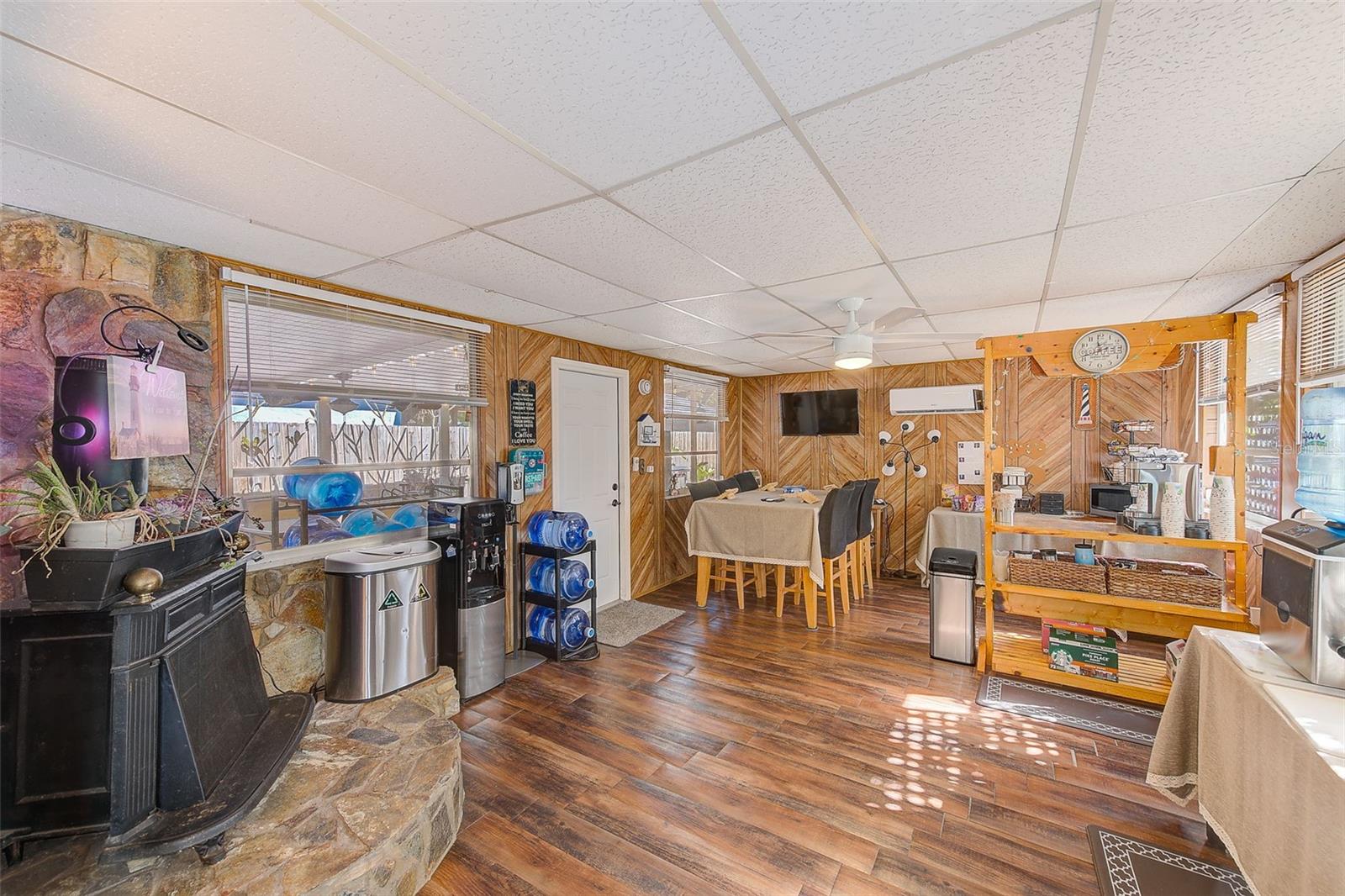 7701 57TH ST N, PINELLAS PARK, FL, 33781