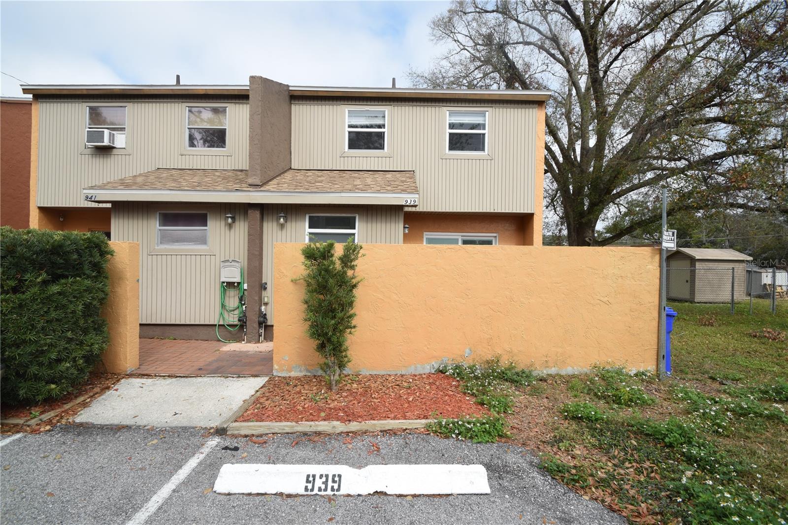 939 CASTLE WAY, LAKELAND, FL, 33803