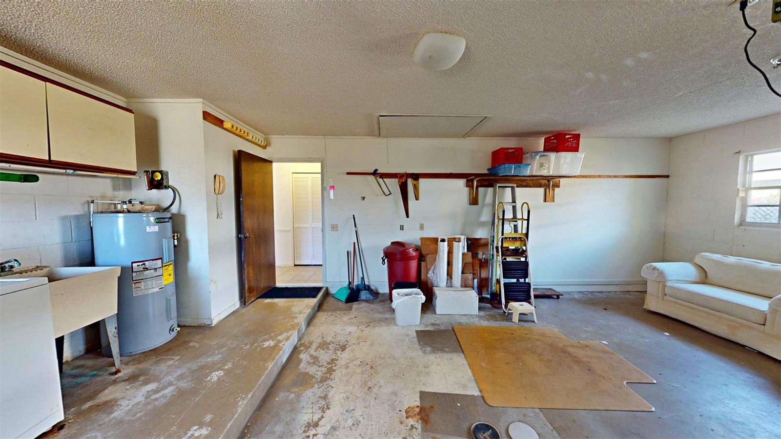 227 W LAKE INA DR, WINTER HAVEN, FL, 33884