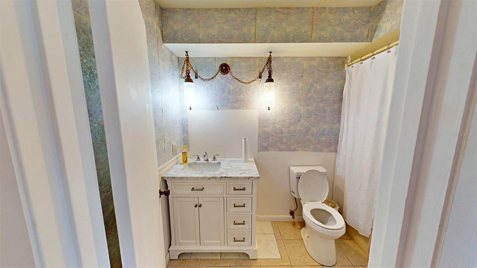227 W LAKE INA DR, WINTER HAVEN, FL, 33884