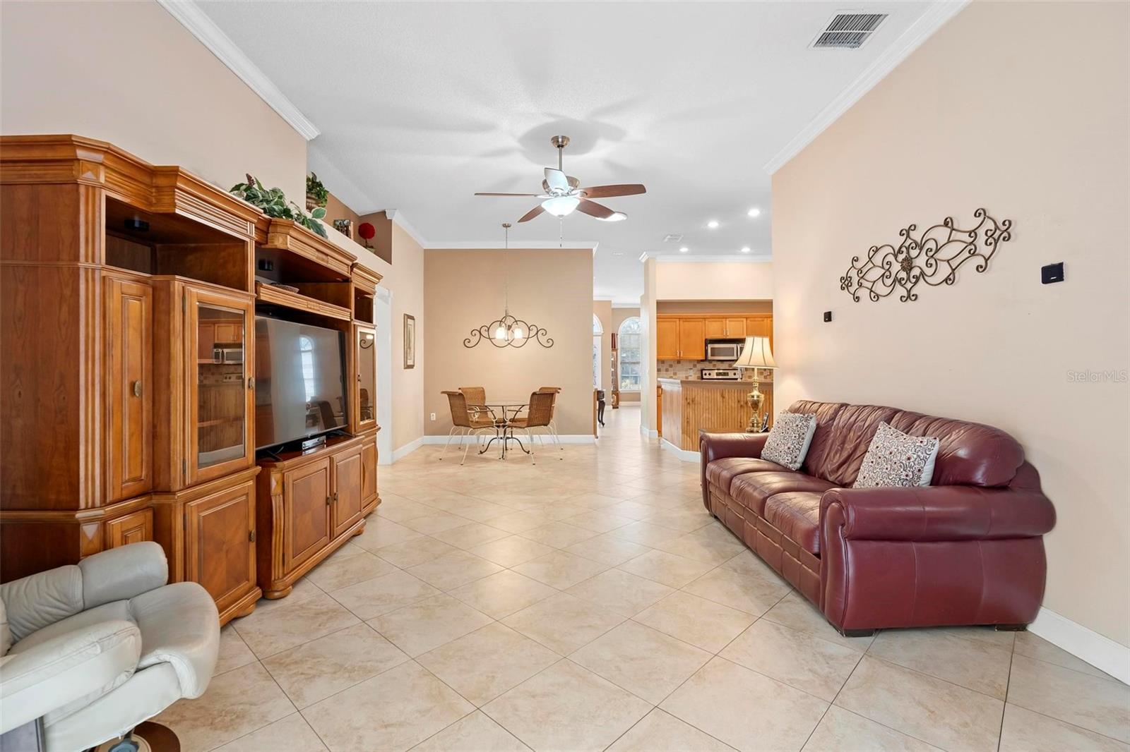 3413 FOXCROFT CIR, OVIEDO, FL, 32765