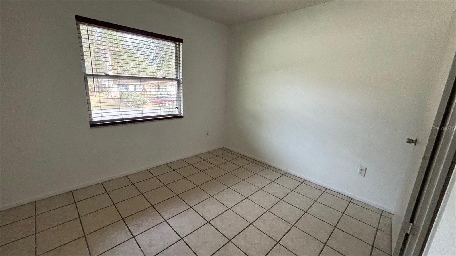 990 LISKEARD AVE, ORANGE CITY, FL, 32763