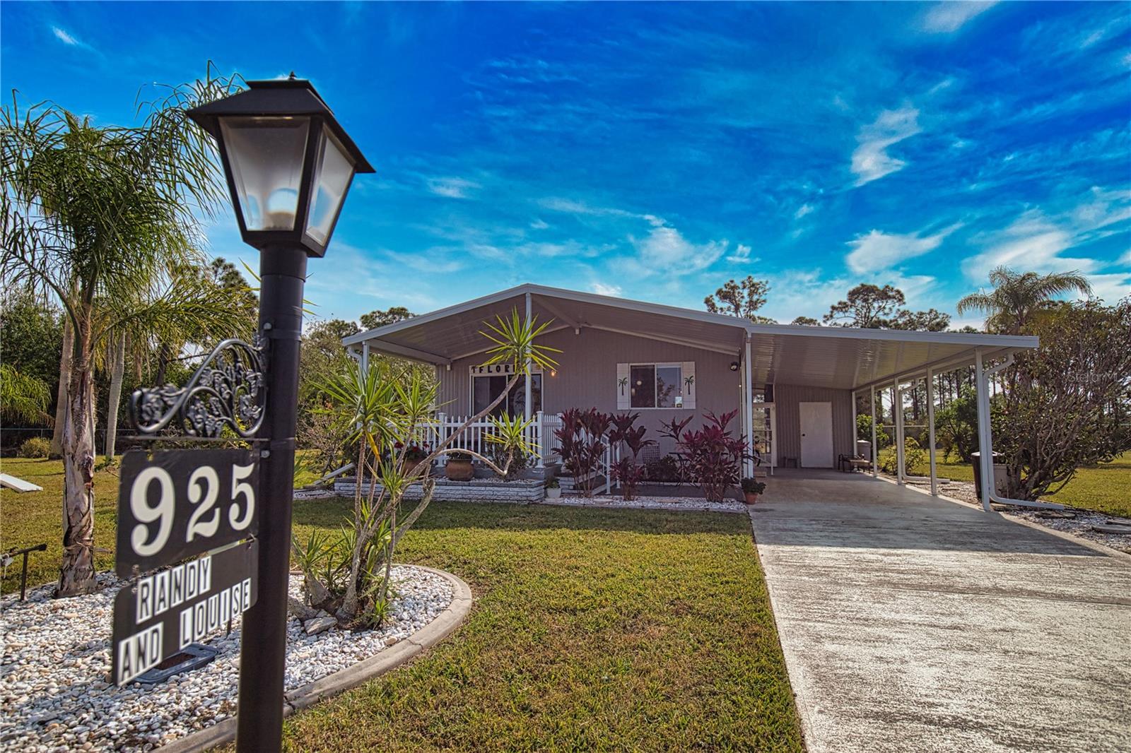 925 IGLESIA DR, NORTH PORT, FL, 34287