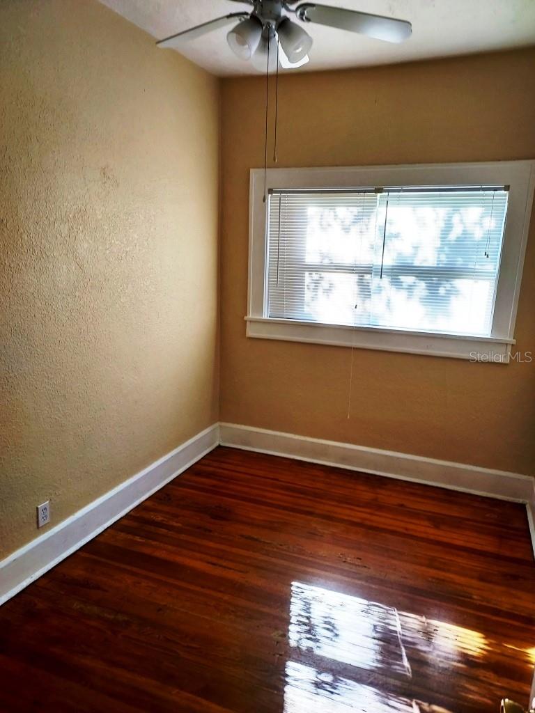 320 24TH ST N, ST PETERSBURG, FL, 33713