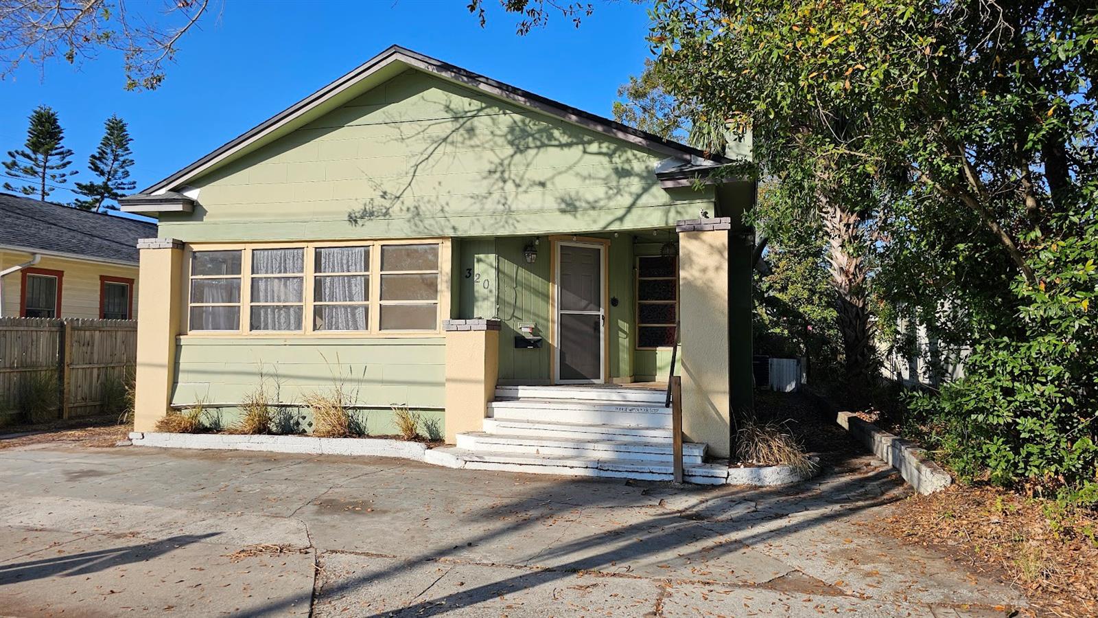 320 24TH ST N, ST PETERSBURG, FL, 33713
