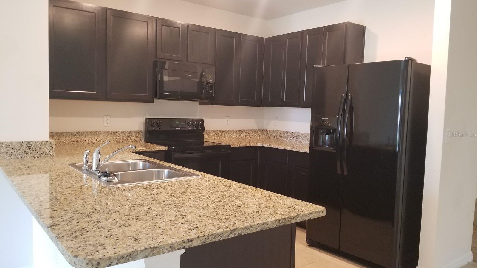 11169 LELAND GROVES DR, RIVERVIEW, FL, 33579