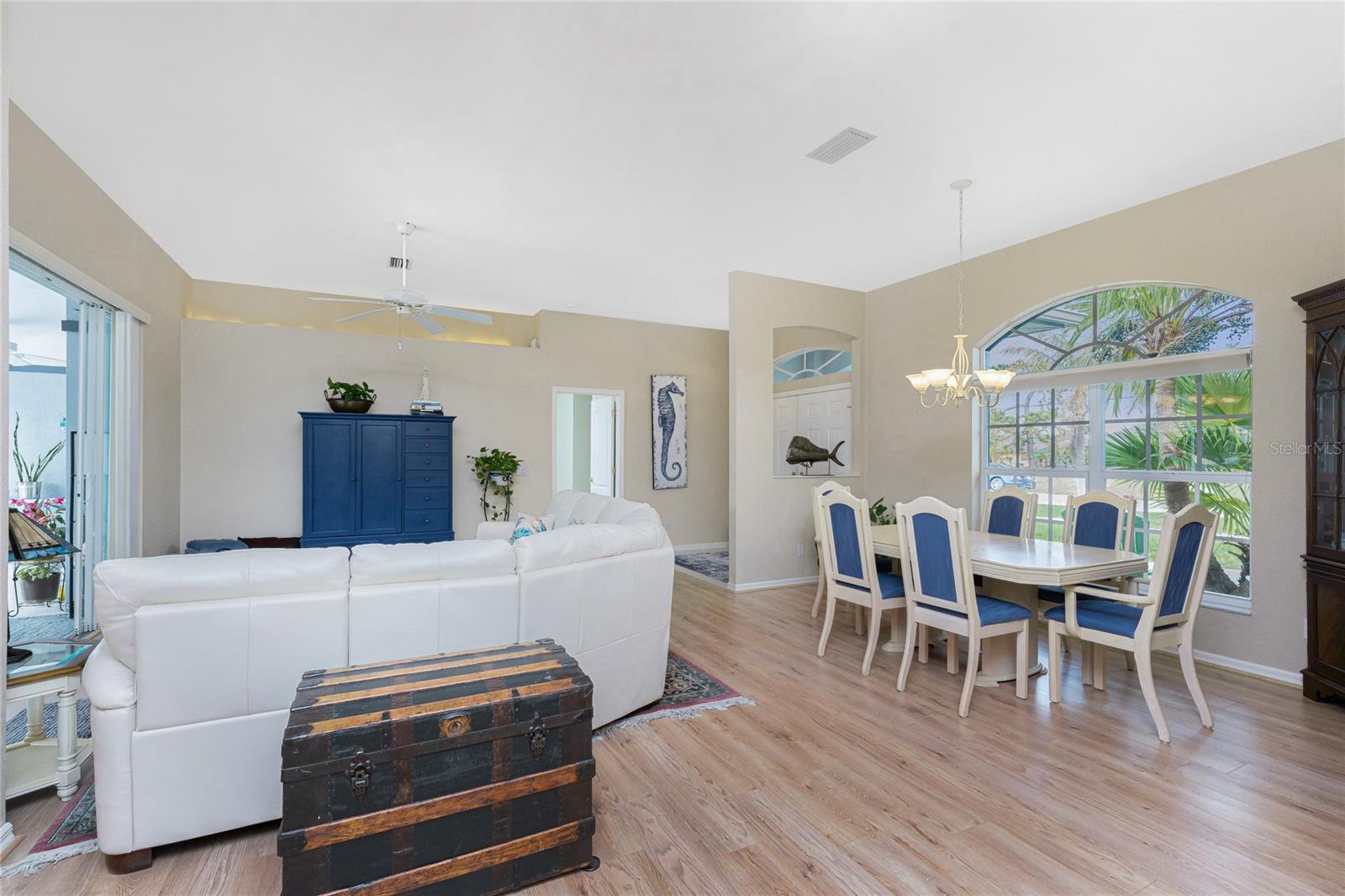 60 WHITE MARSH LN, ROTONDA WEST, FL, 33947