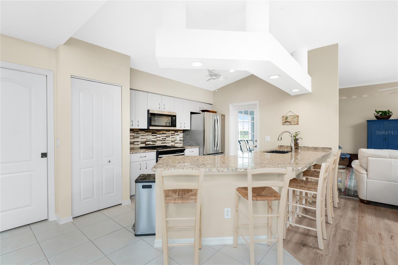 60 WHITE MARSH LN, ROTONDA WEST, FL, 33947