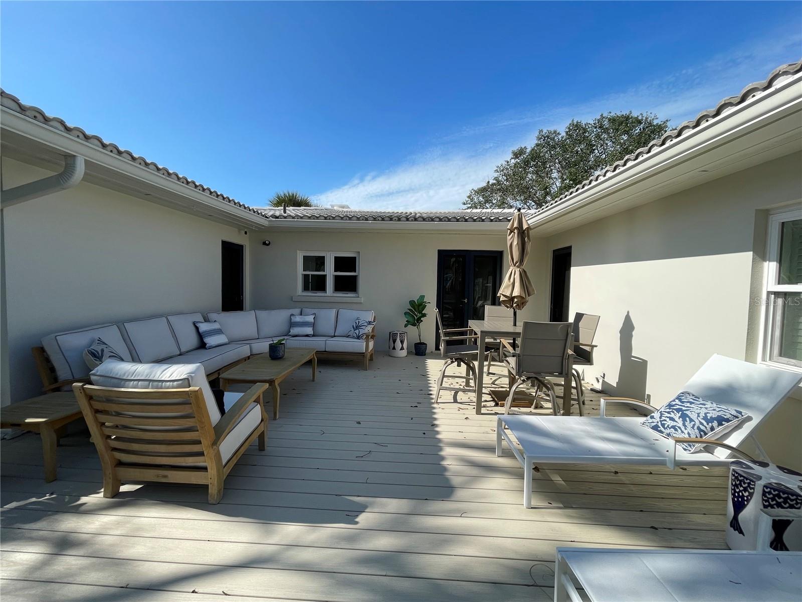 1041 ELDORADO AVE, CLEARWATER BEACH, FL, 33767
