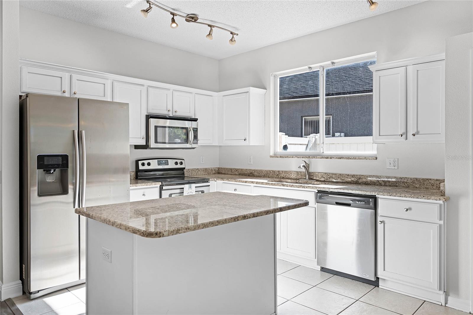 1652 OPEN FIELD LOOP, BRANDON, FL, 33510