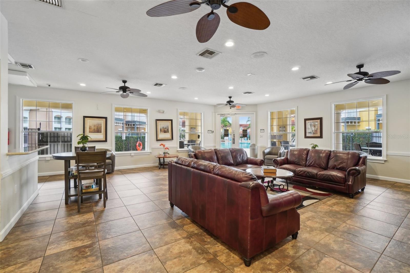 1023 LAKE BERKLEY DR, KISSIMMEE, FL, 34746