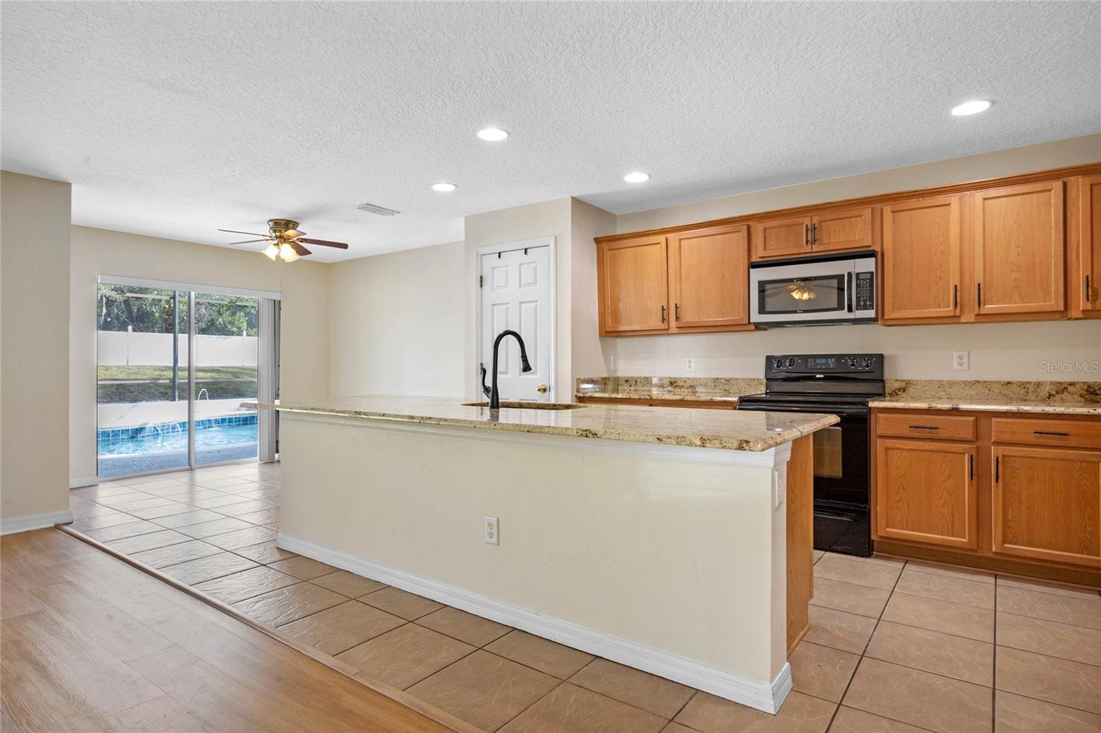 2439 BREEZY MEADOW RD, APOPKA, FL, 32712