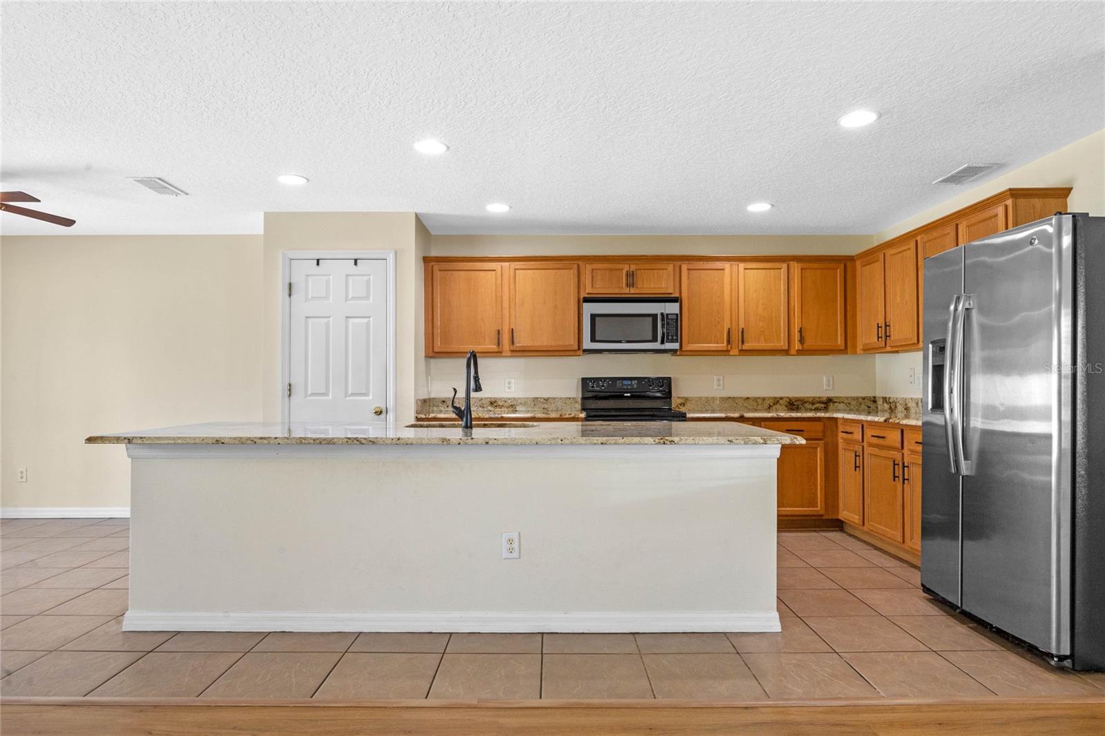 2439 BREEZY MEADOW RD, APOPKA, FL, 32712