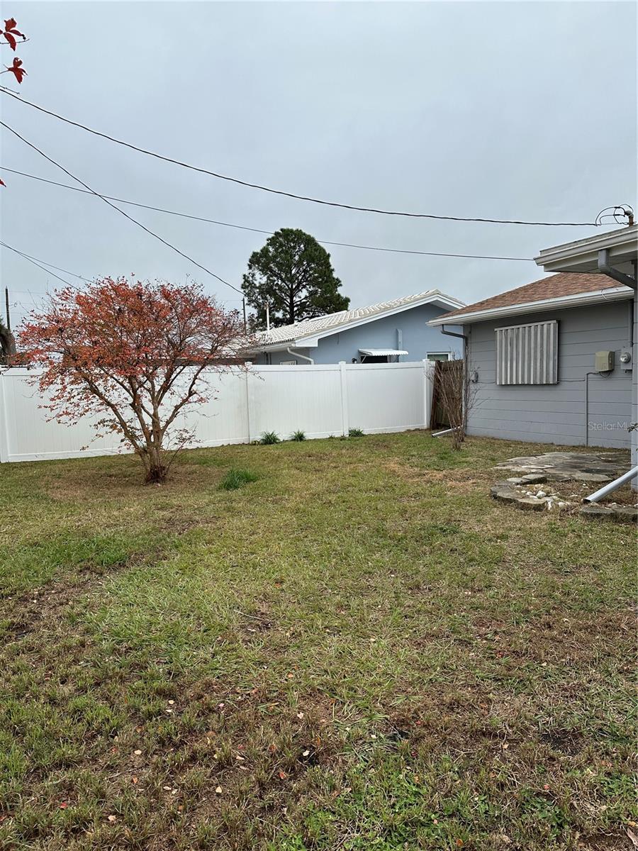 10879 91ST AVE, SEMINOLE, FL, 33772