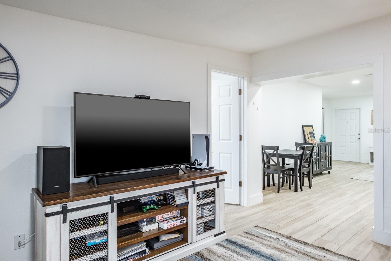 5127 CHATSWORTH AVE, TAMPA, FL, 33625