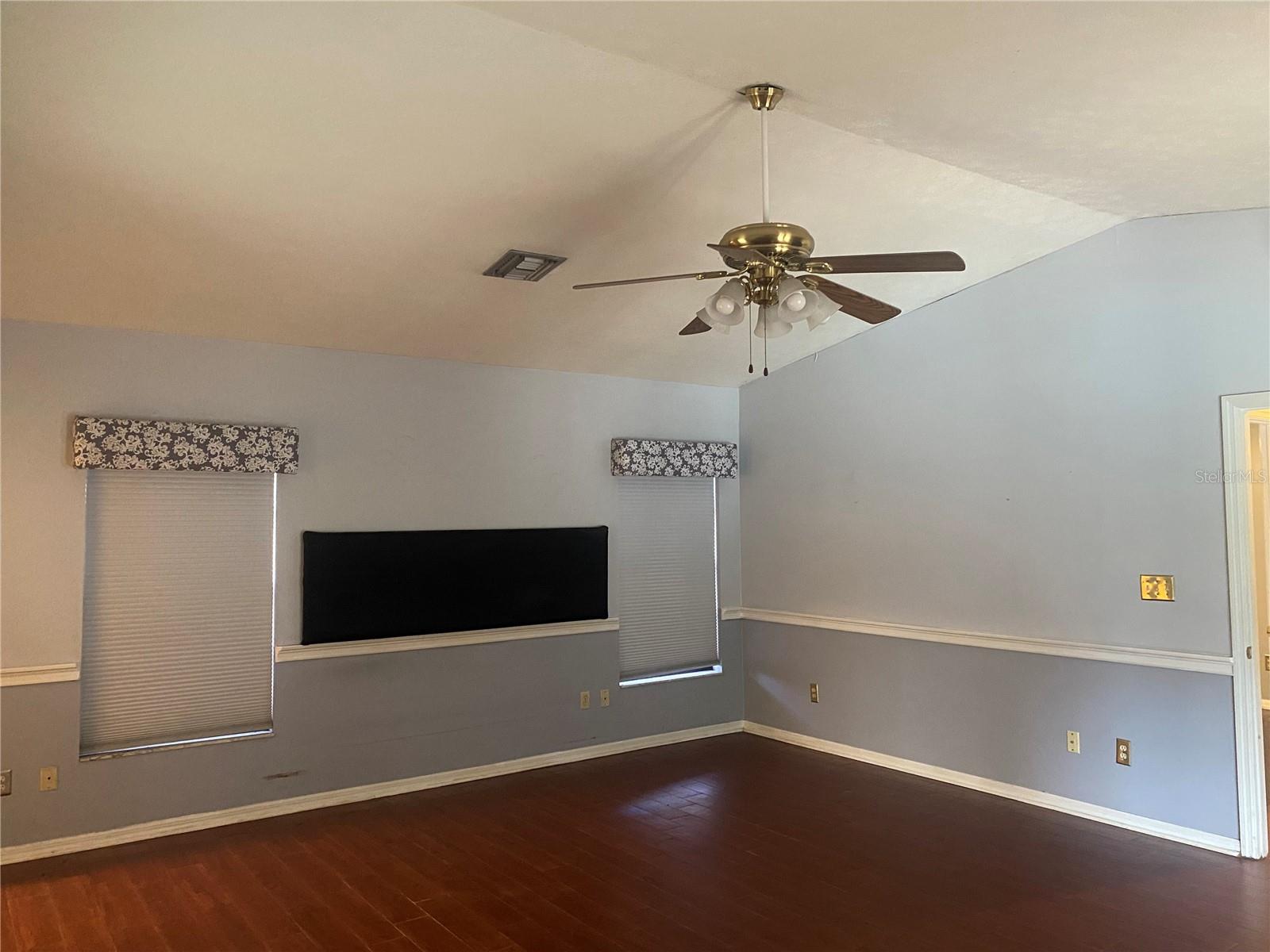 6919 GREENHILL PL, TAMPA, FL, 33617