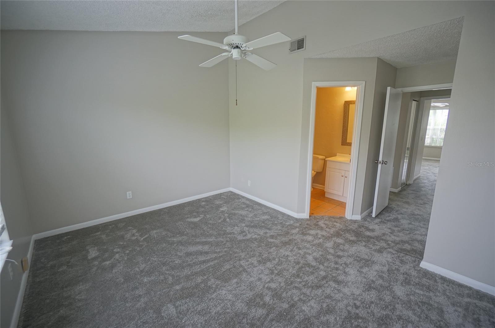 3381 W WYOMING CIR, TAMPA, FL, 33611