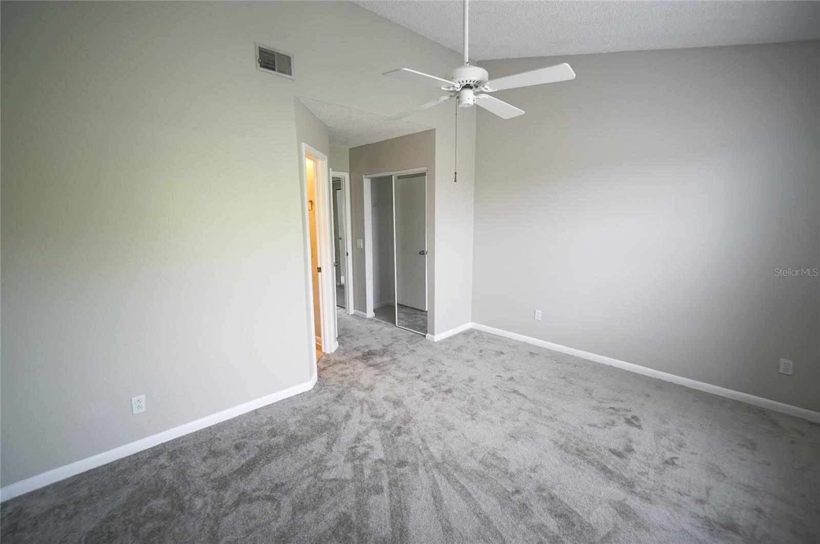 3381 W WYOMING CIR, TAMPA, FL, 33611