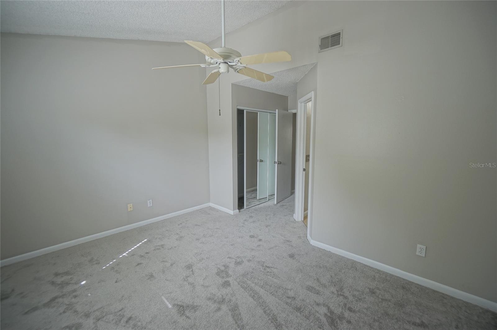 3381 W WYOMING CIR, TAMPA, FL, 33611