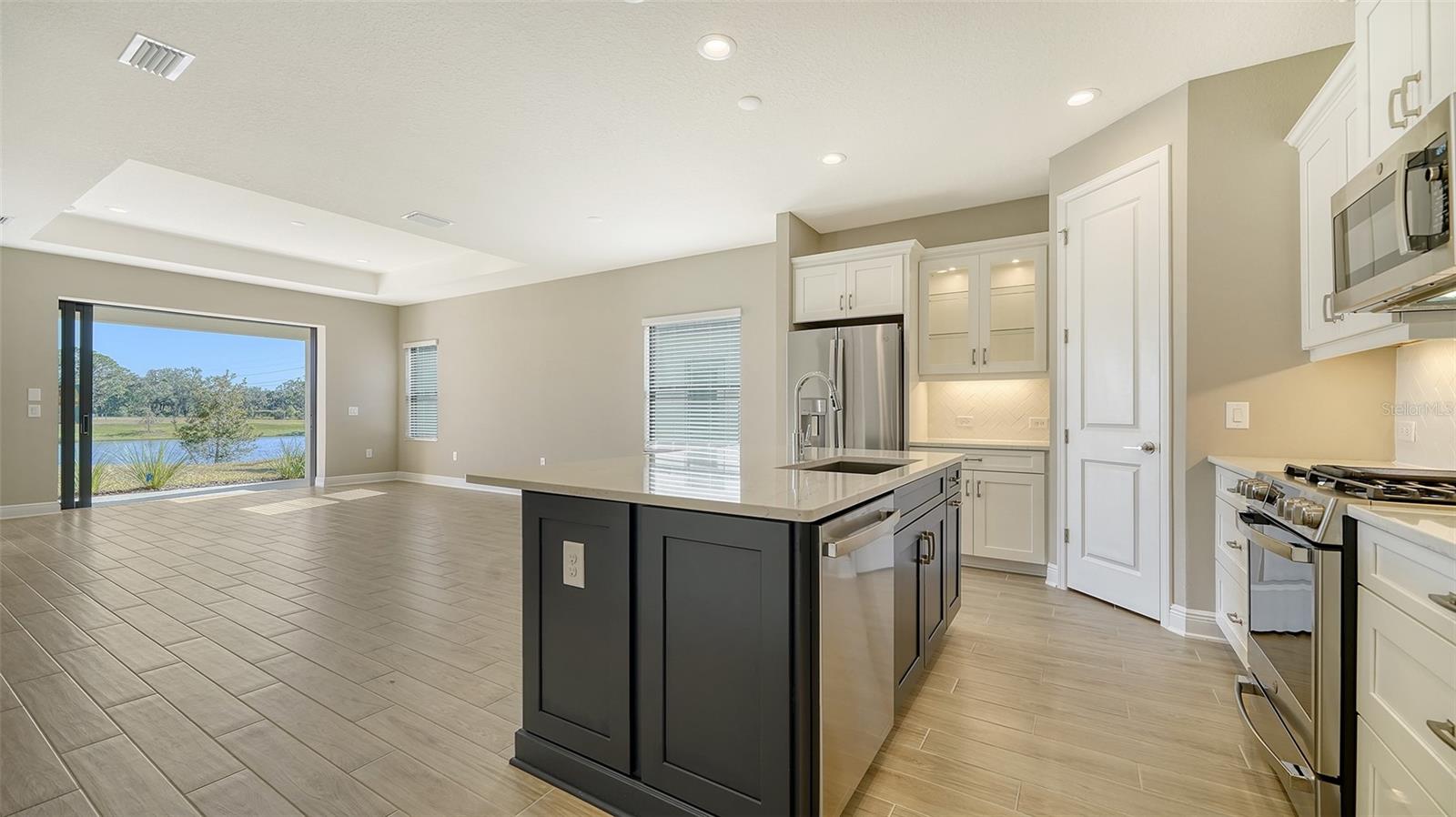 209 BRINDISI CIR, NOKOMIS, FL, 34275