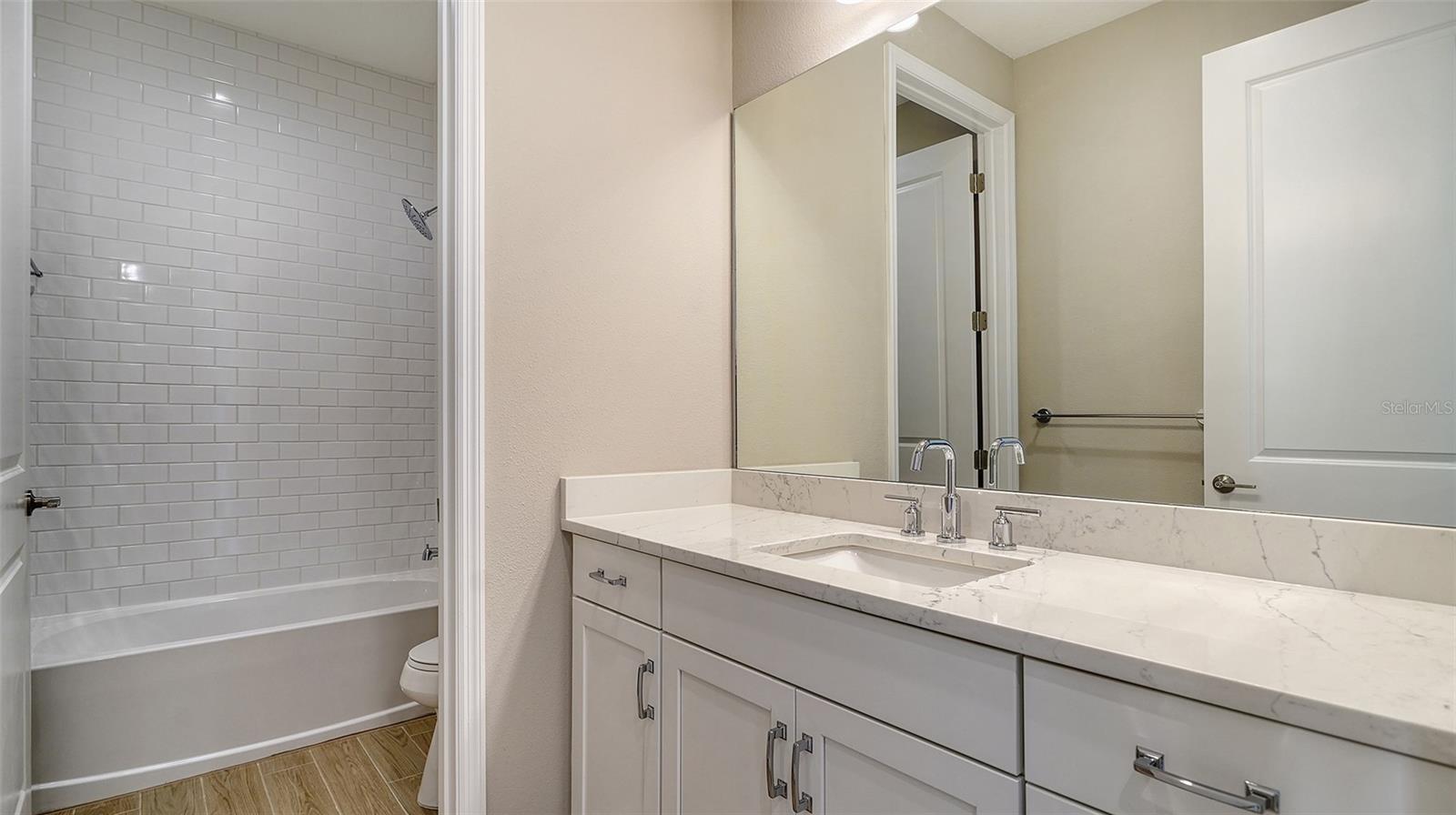 209 BRINDISI CIR, NOKOMIS, FL, 34275