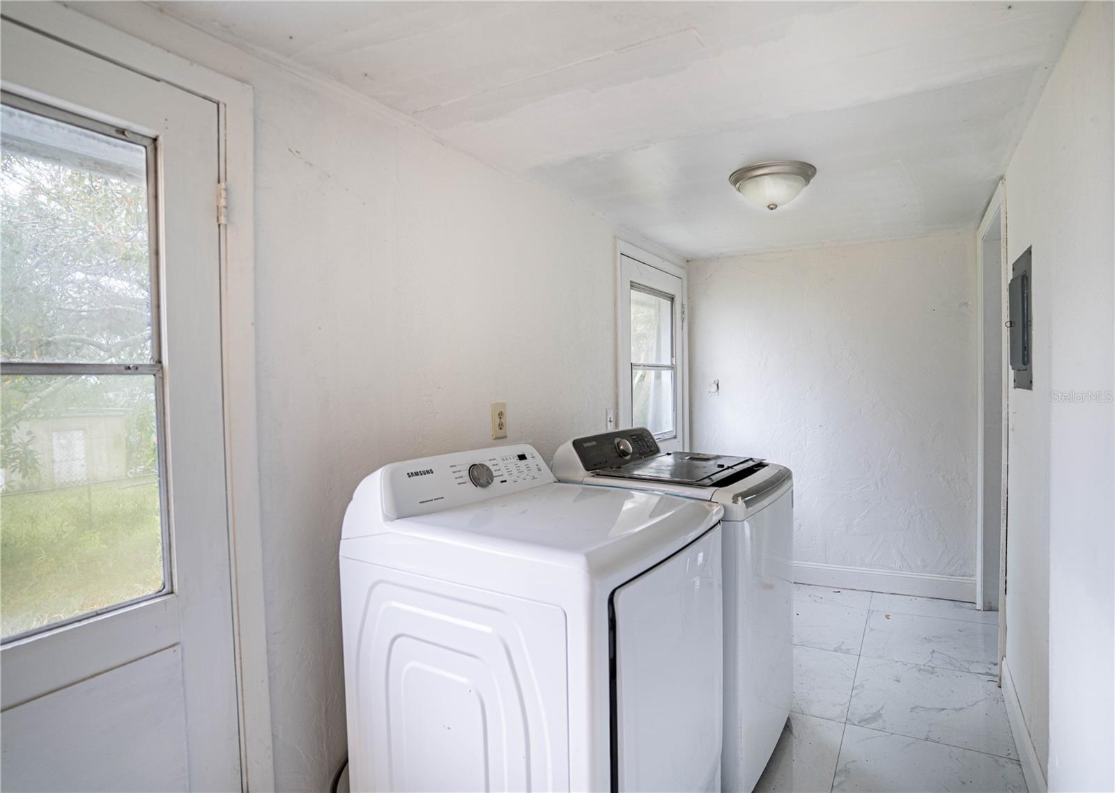 520 S 10TH ST, LAKE WALES, FL, 33853