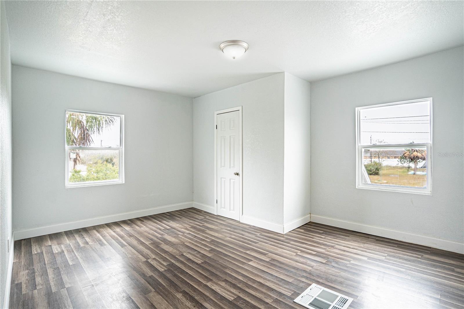 520 S 10TH ST, LAKE WALES, FL, 33853