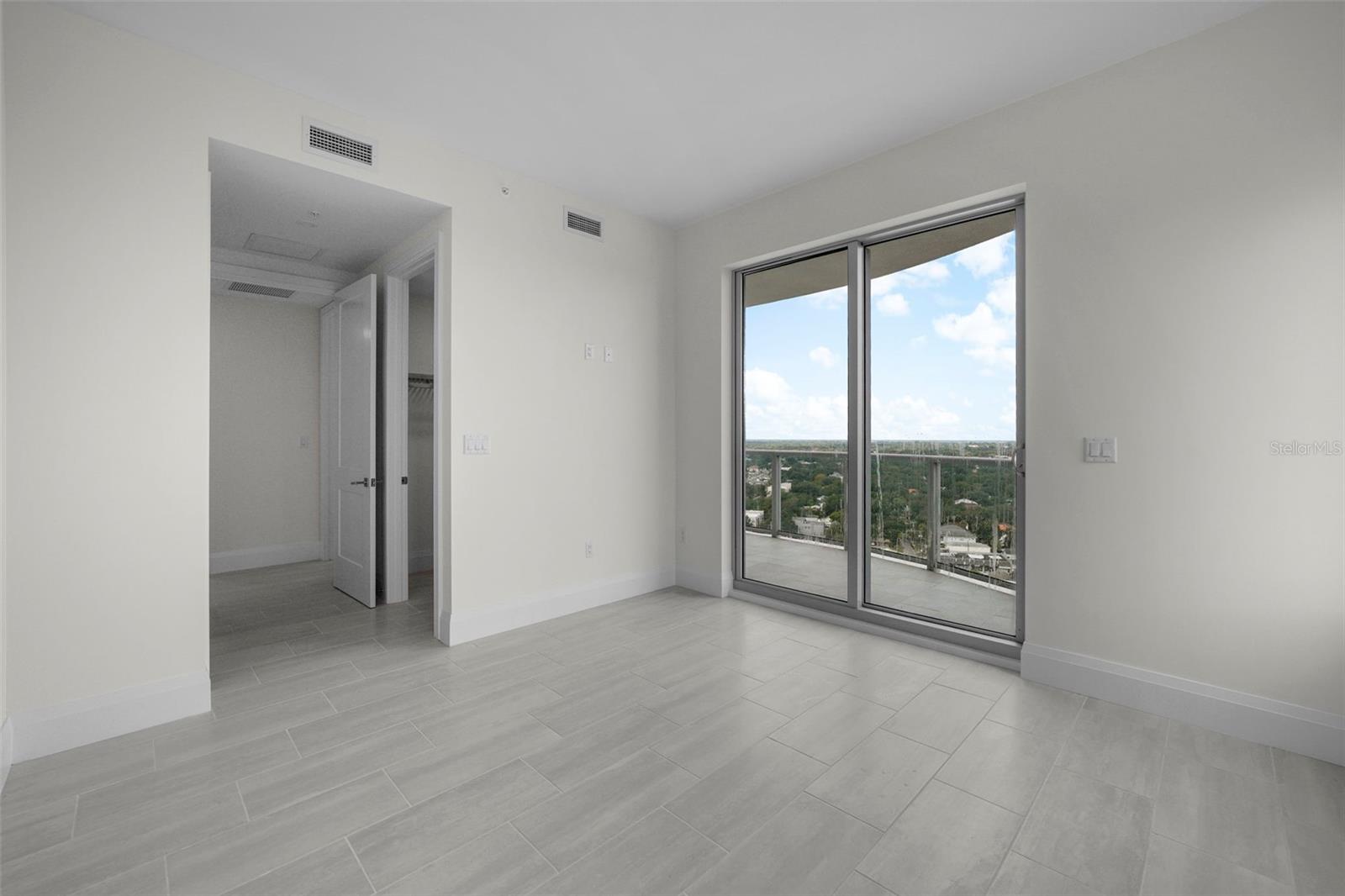 2910 W BARCELONA ST #2001, TAMPA, FL, 33629