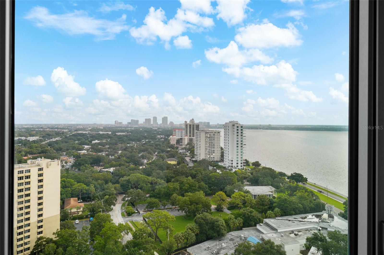 2910 W BARCELONA ST #2001, TAMPA, FL, 33629