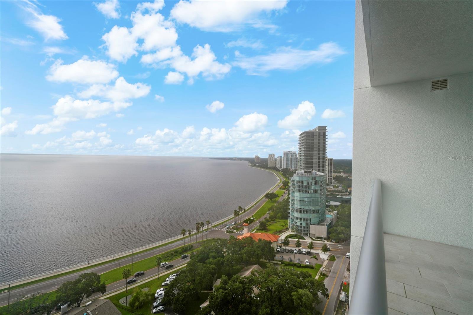 2910 W BARCELONA ST #2001, TAMPA, FL, 33629