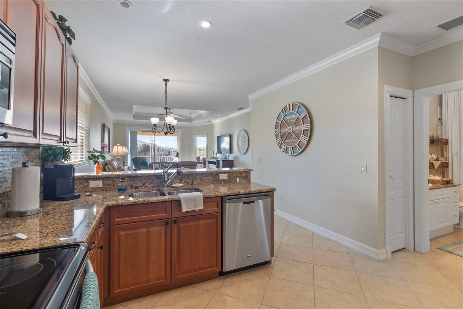 3329 PURPLE MARTIN DR #121, PUNTA GORDA, FL, 33950