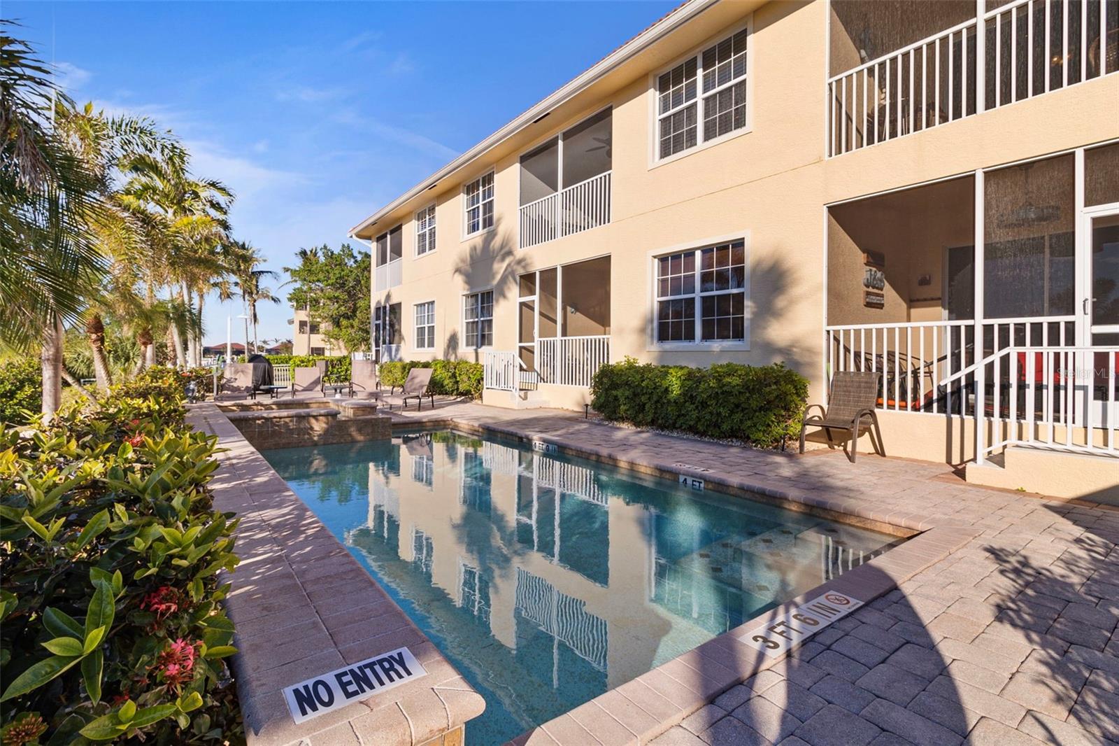 3329 PURPLE MARTIN DR #121, PUNTA GORDA, FL, 33950