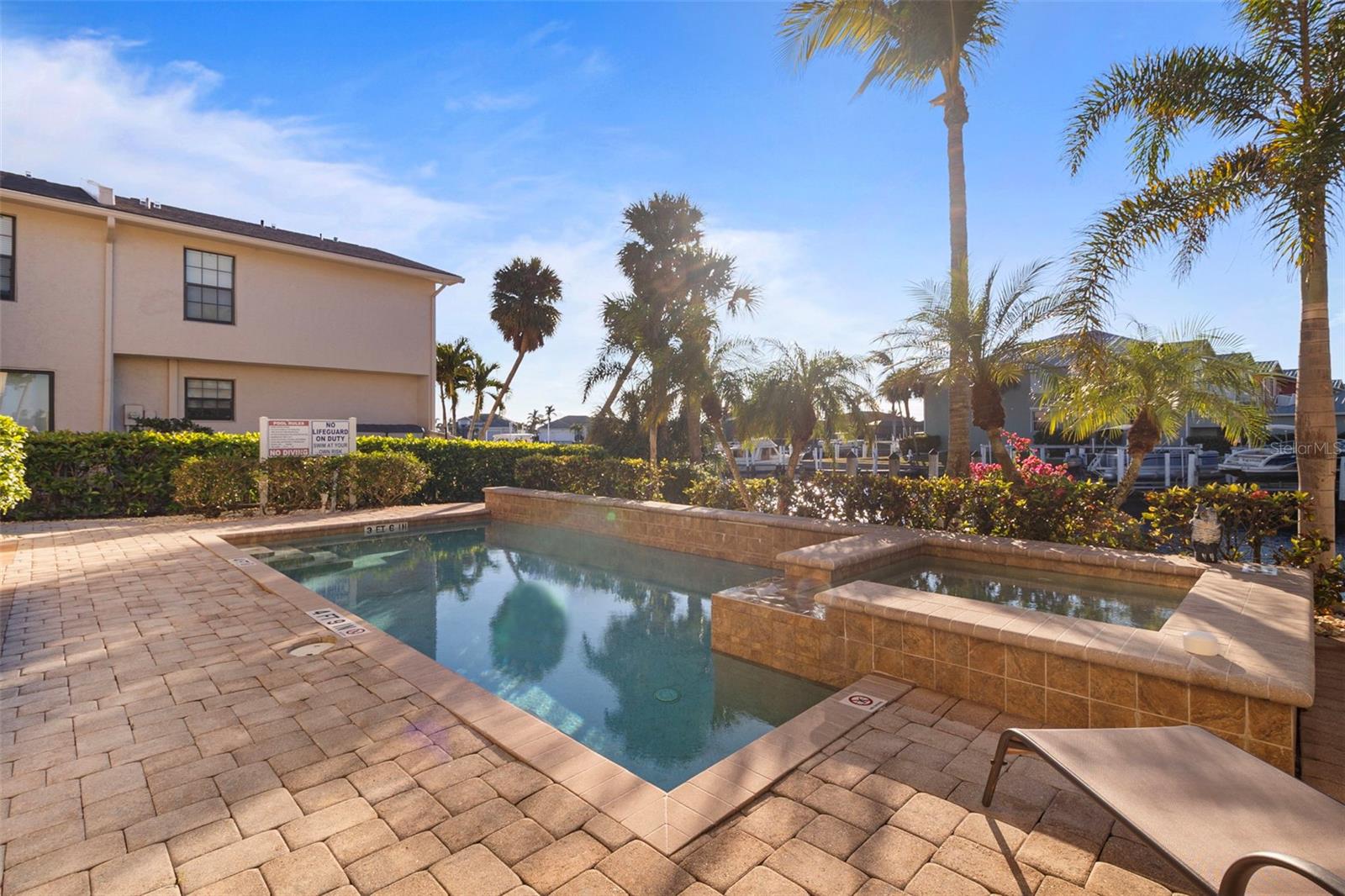 3329 PURPLE MARTIN DR #121, PUNTA GORDA, FL, 33950