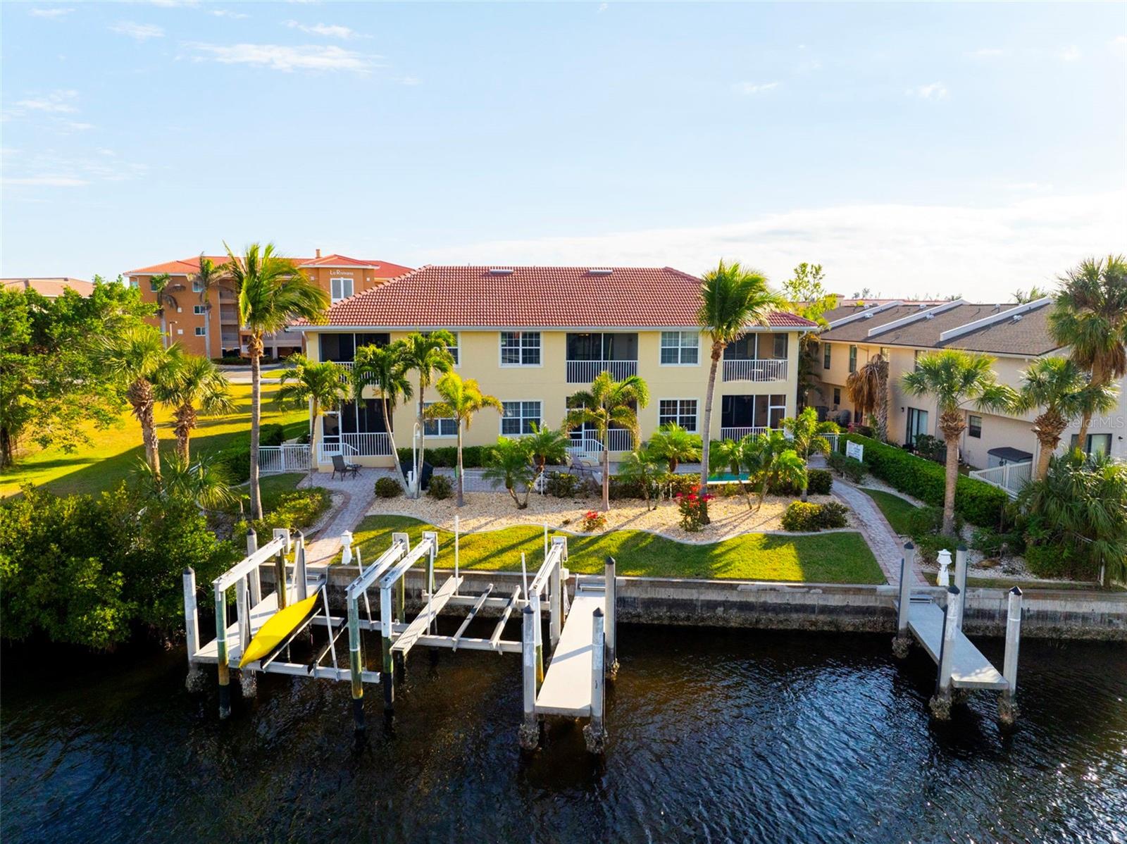 3329 PURPLE MARTIN DR #121, PUNTA GORDA, FL, 33950