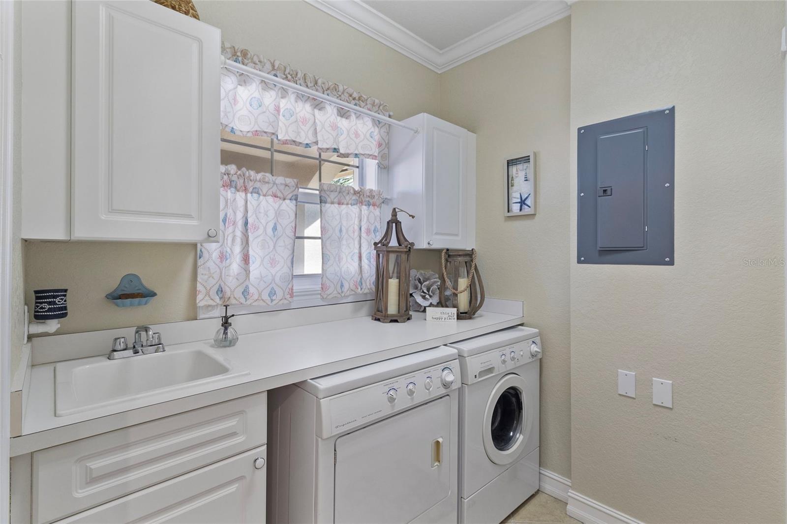 3329 PURPLE MARTIN DR #121, PUNTA GORDA, FL, 33950