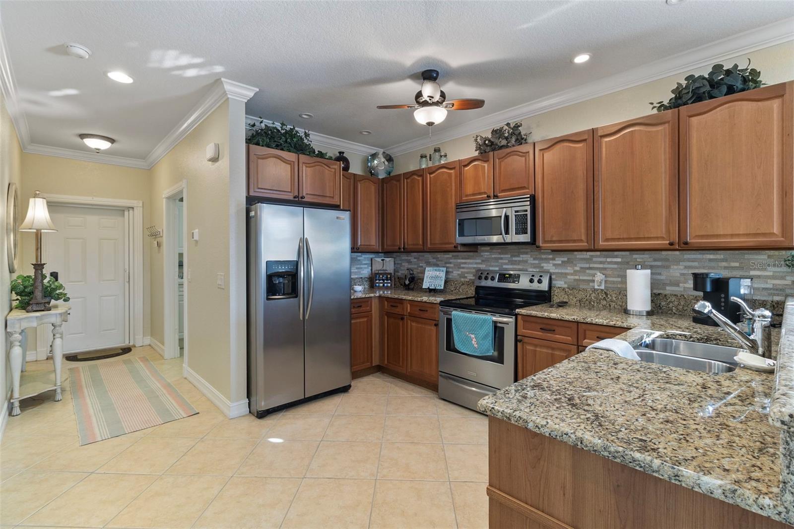 3329 PURPLE MARTIN DR #121, PUNTA GORDA, FL, 33950