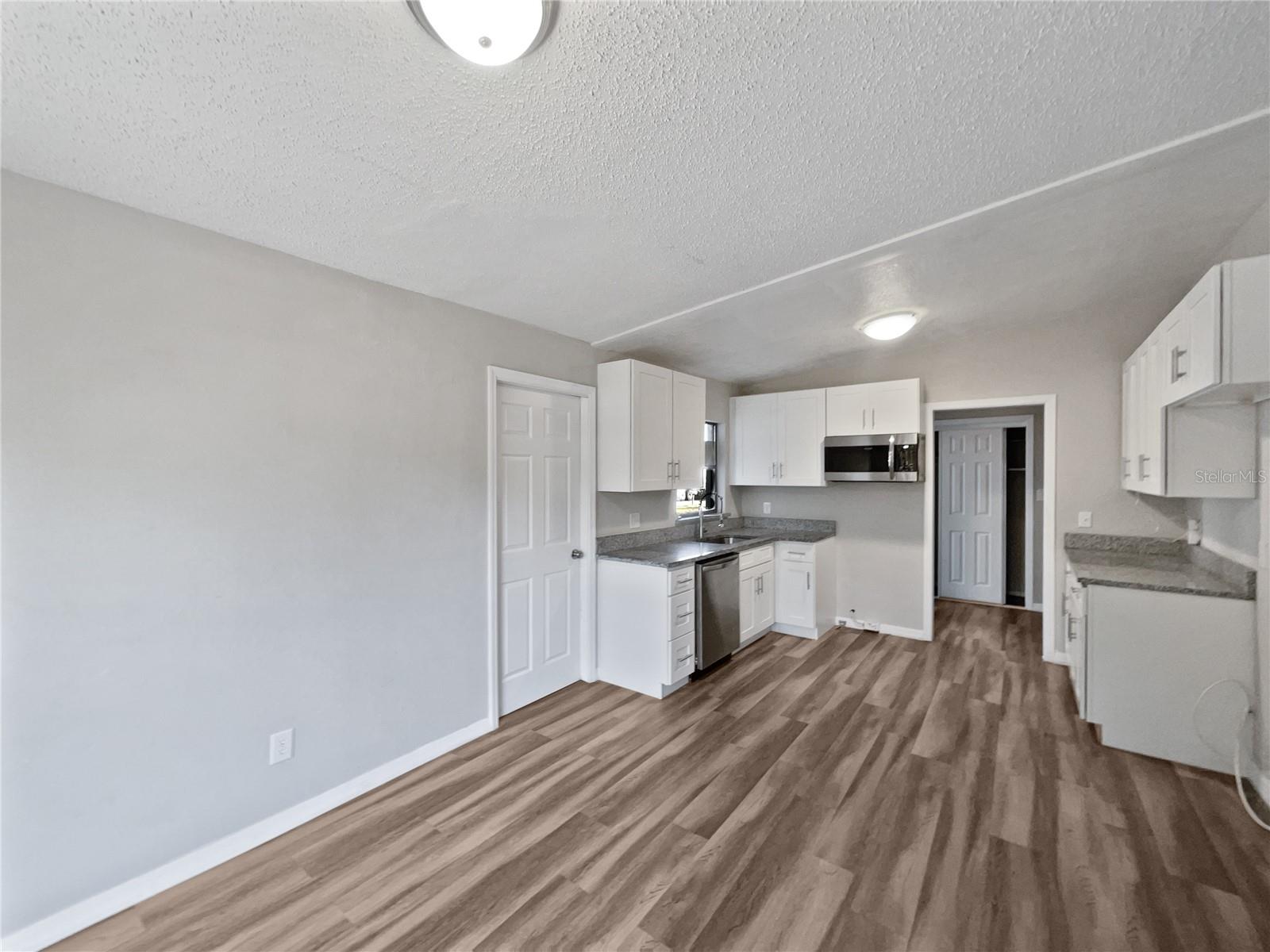 6117 OAKCREST CIR, ORLANDO, FL, 32808