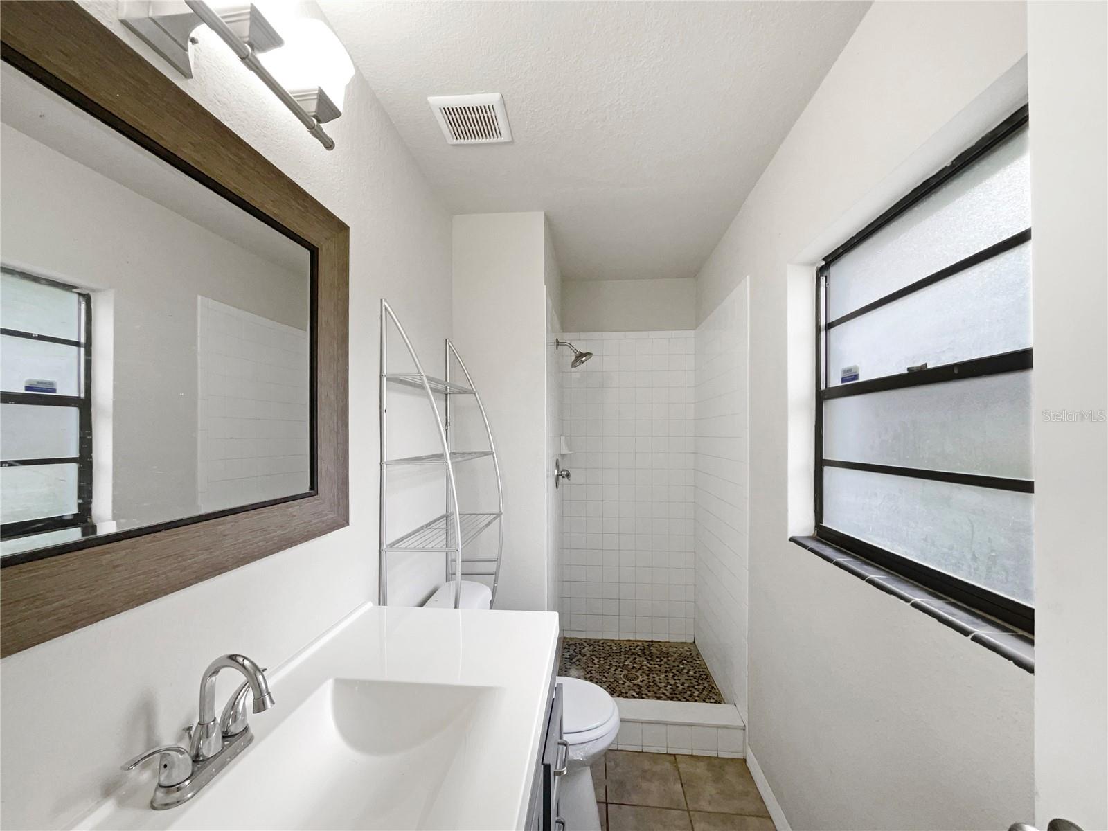 6117 OAKCREST CIR, ORLANDO, FL, 32808