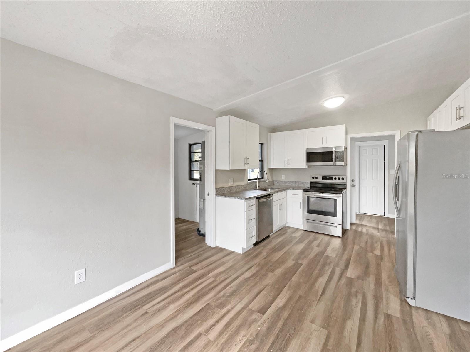 6117 OAKCREST CIR, ORLANDO, FL, 32808
