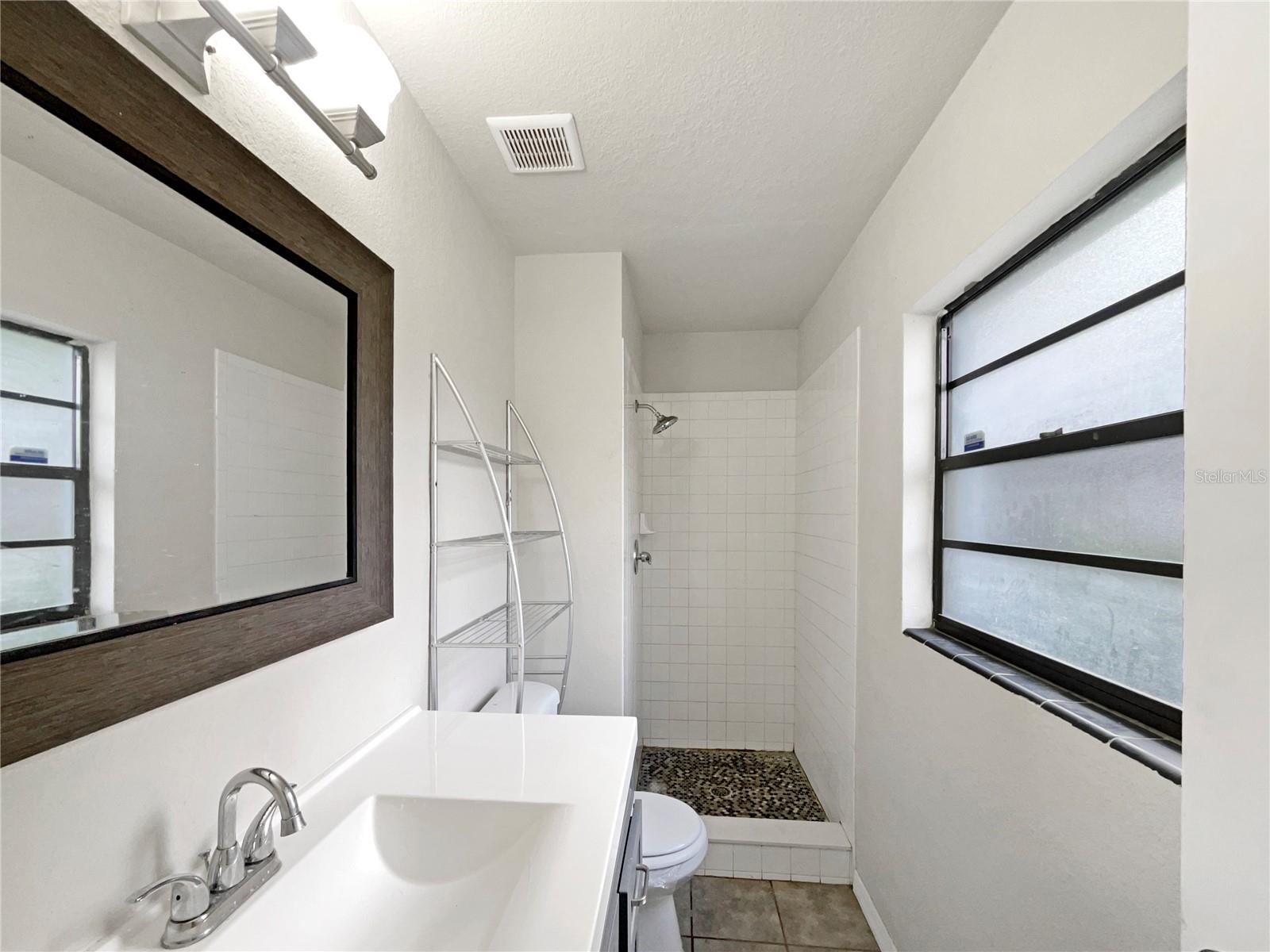 6117 OAKCREST CIR, ORLANDO, FL, 32808