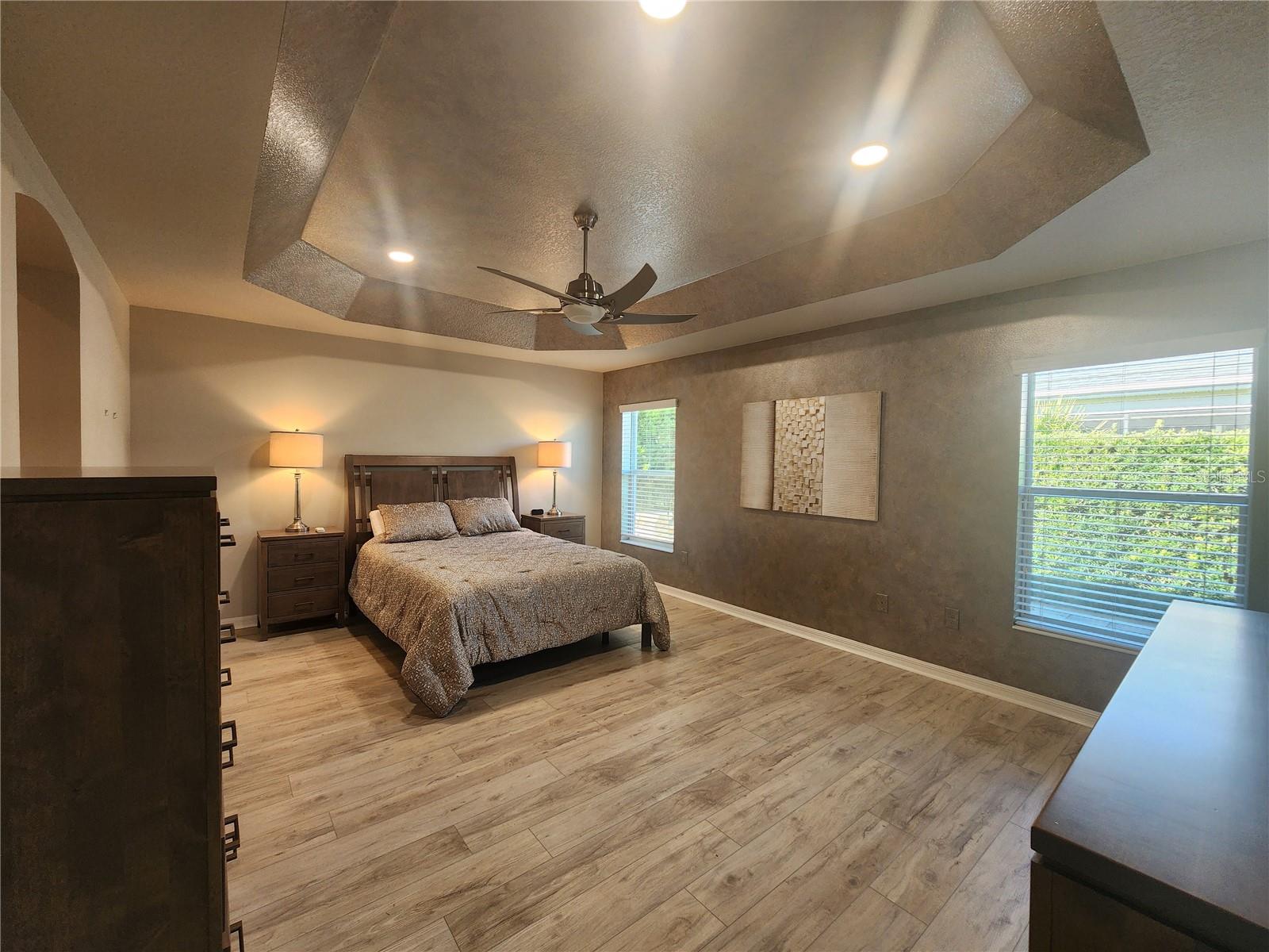 1577 HONEYVILLE LN, THE VILLAGES, FL, 32163