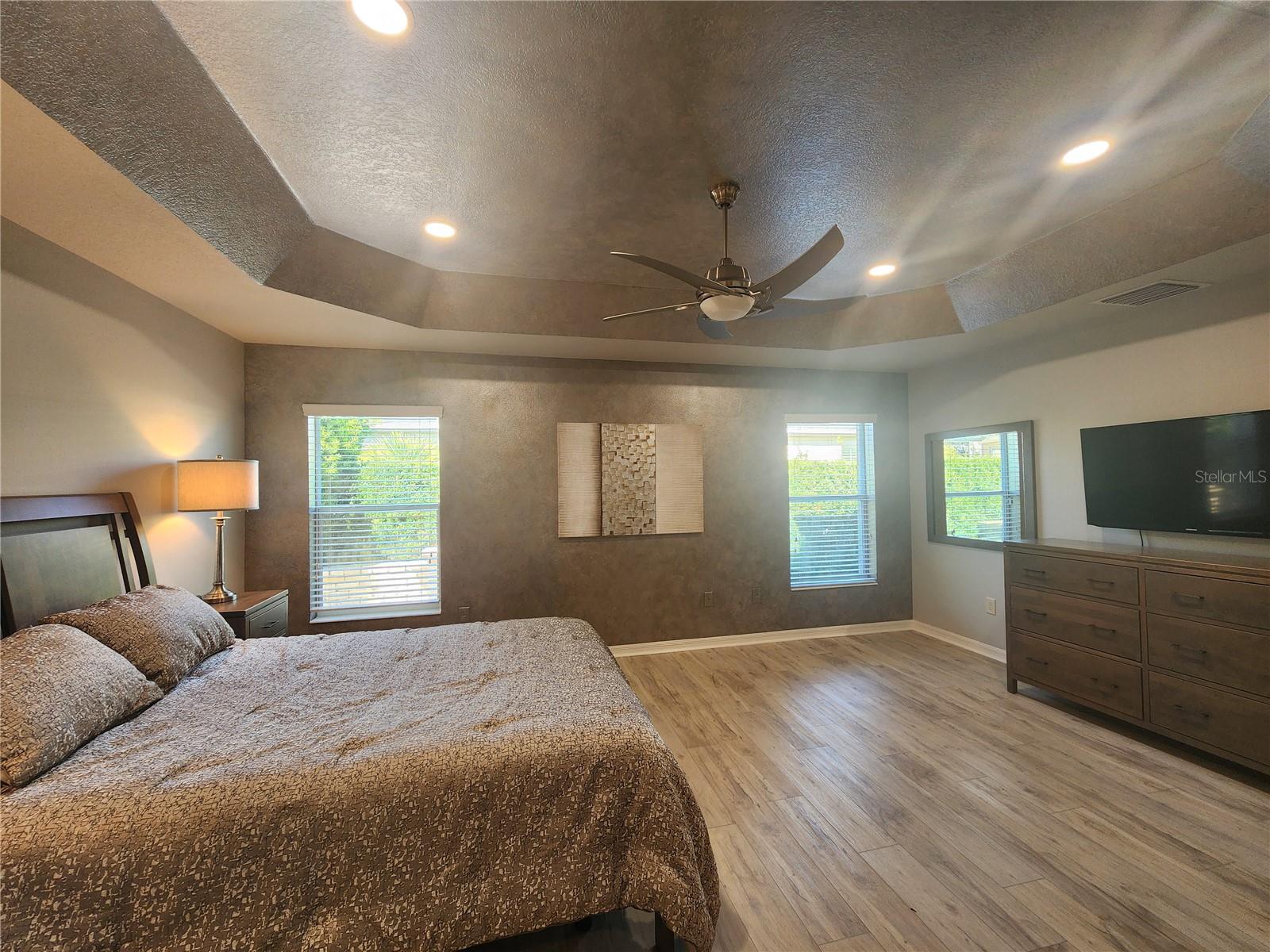 1577 HONEYVILLE LN, THE VILLAGES, FL, 32163
