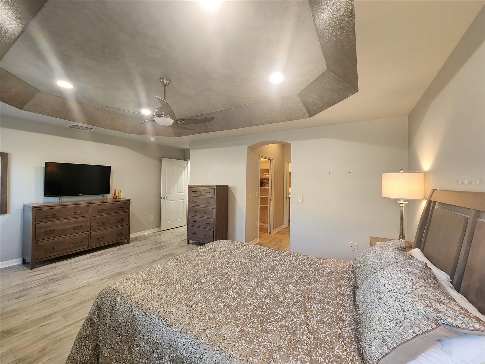 1577 HONEYVILLE LN, THE VILLAGES, FL, 32163