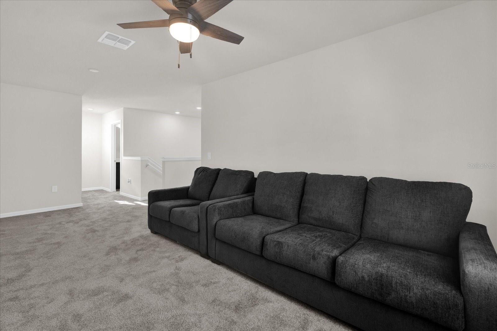 2211 LOVELY LN, DAVENPORT, FL, 33896