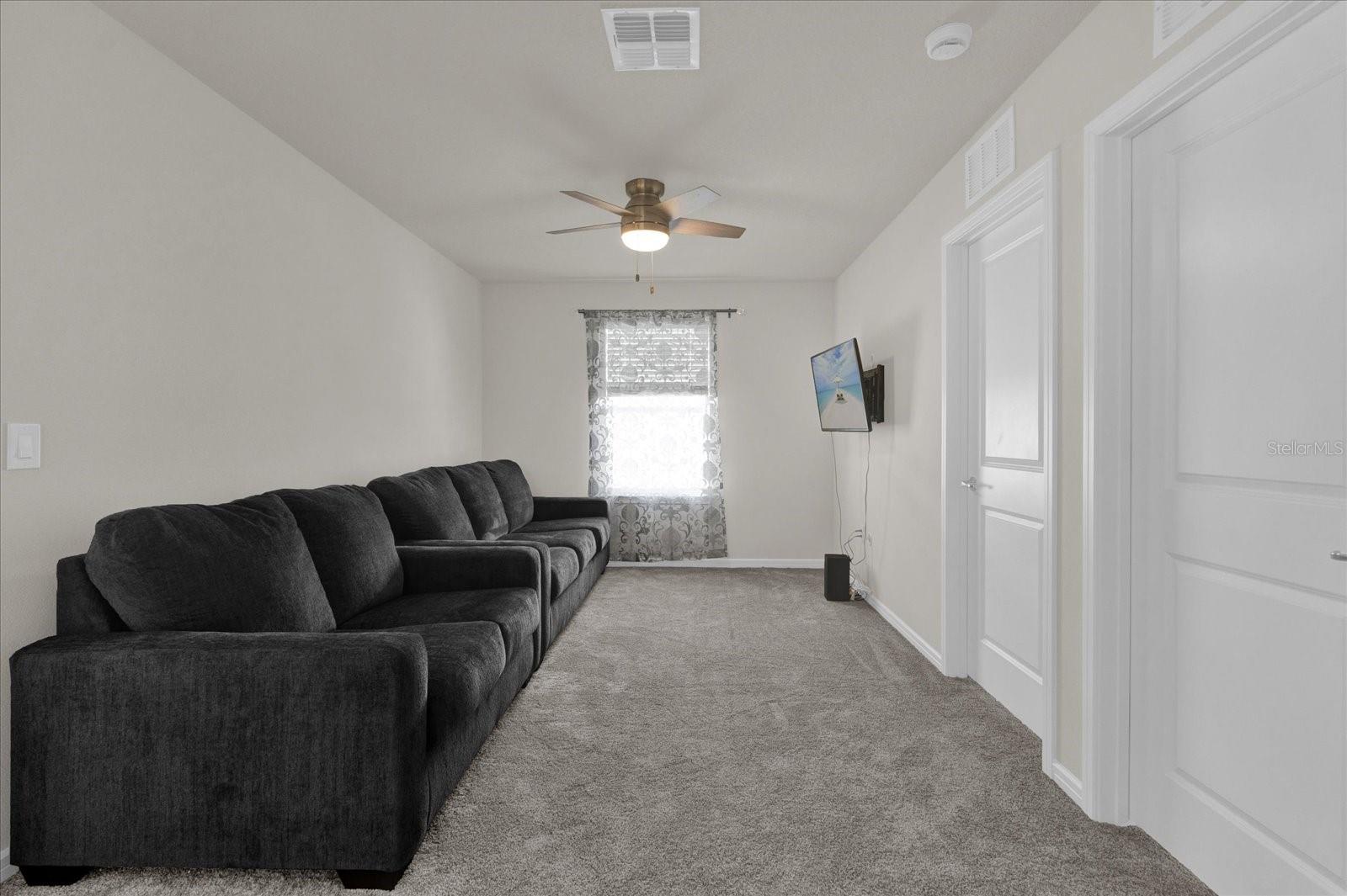 2211 LOVELY LN, DAVENPORT, FL, 33896