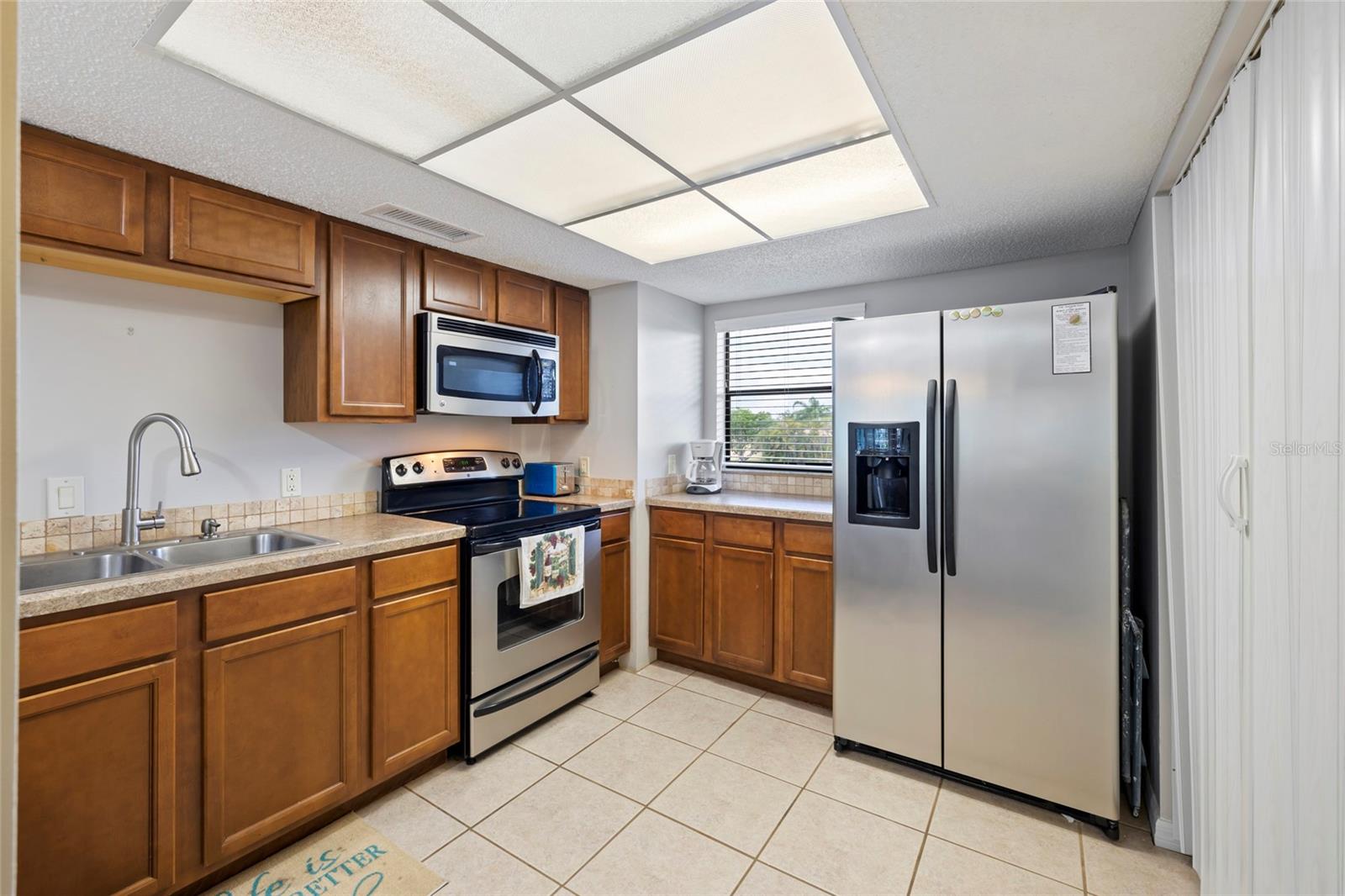 2001 LITTLE PINE CIR #12B, PUNTA GORDA, FL, 33955